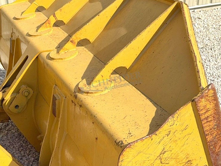 caterpillar-953b-image-12