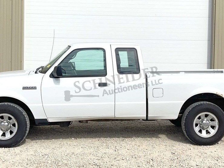 2011-ford-ranger-image-4