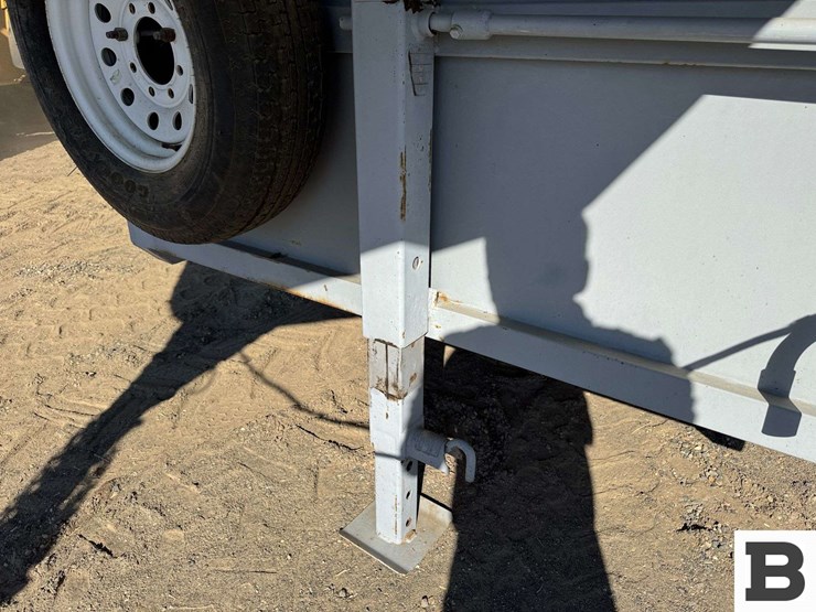 1991-american-trailers-&-saddle-gooseneck-horse-trailer-image-15