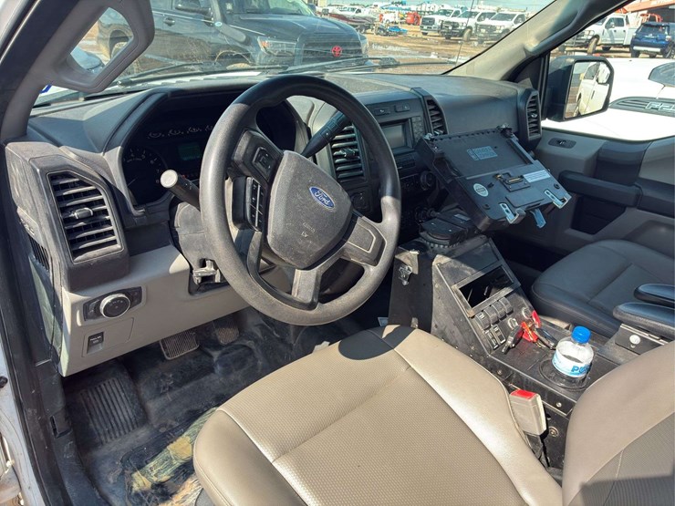 2018-ford-f150-xl-image-8