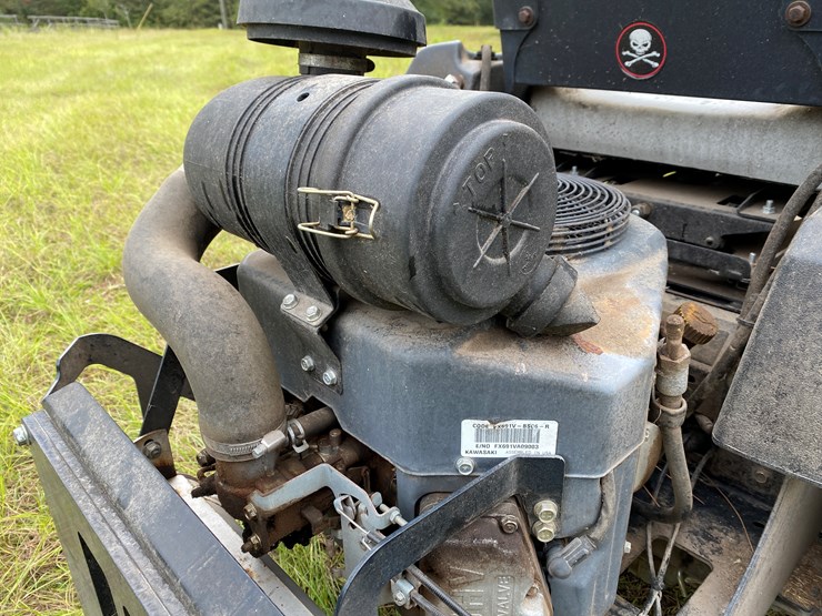 #44-•-#164-•-bob-cat-24-hp-zero-turn-lawnmower-with-61-inch-deck-image-8