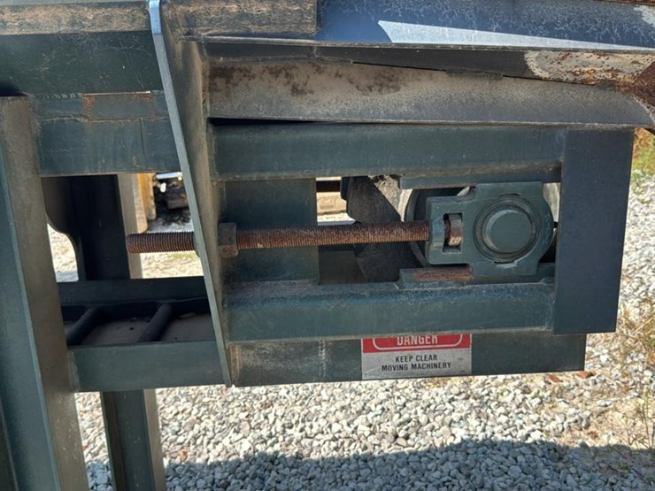 #4452-•-mellott-log-trough-image-9