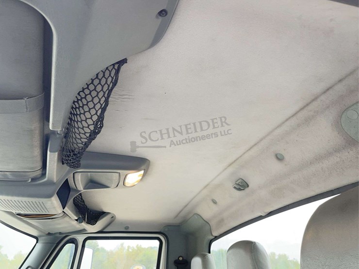 2003-international-durastar-4400-image-44