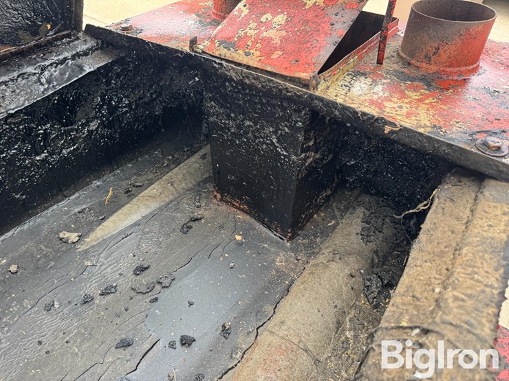 aeroil-antique-tar-kettle-image-14