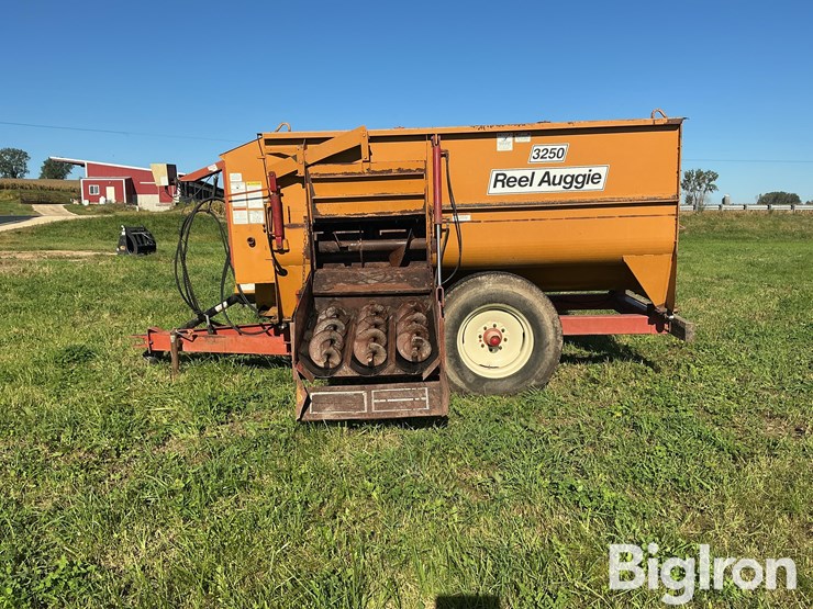 knight-ra3250-reel-auggie-feed-wagon-w/scale-image-8