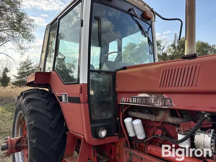 1976-international-1086-image-9