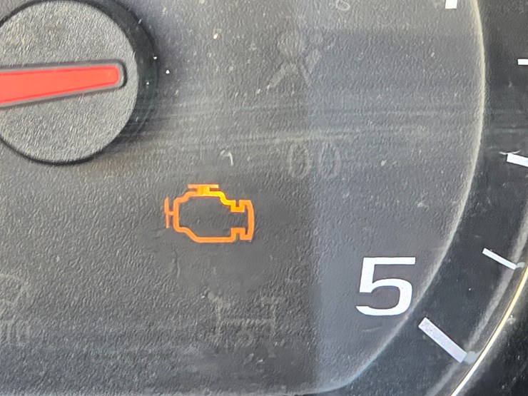 2017-gmc-sierra-3500-image-60