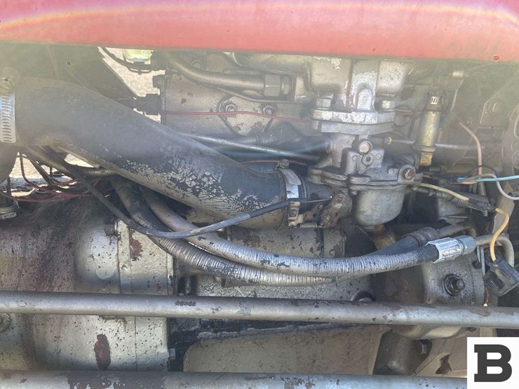 1971-massey-ferguson-135-image-30