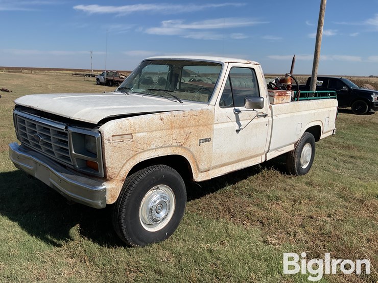 1984-ford-f250-image-1