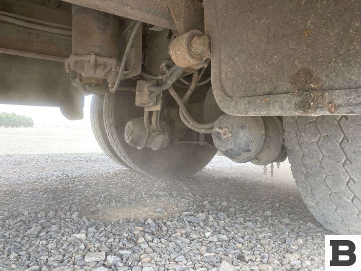 2006-bluebird-all-american-image-17