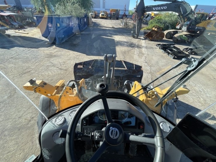 2020-volvo-l70h-image-20