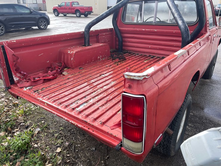 #1374-•-1976-chevrolet-luv-4x4-(has-wi-title)-(of)-image-26