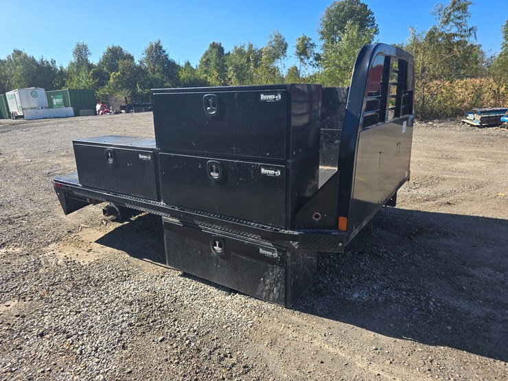 #22362-•-contract-manufacturer-pickup-truck-bed-image-25