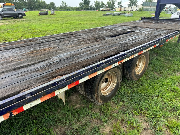 #22-•-#120a-•-rolls-rite-dual-axle-gooseneck-trailer-image-7