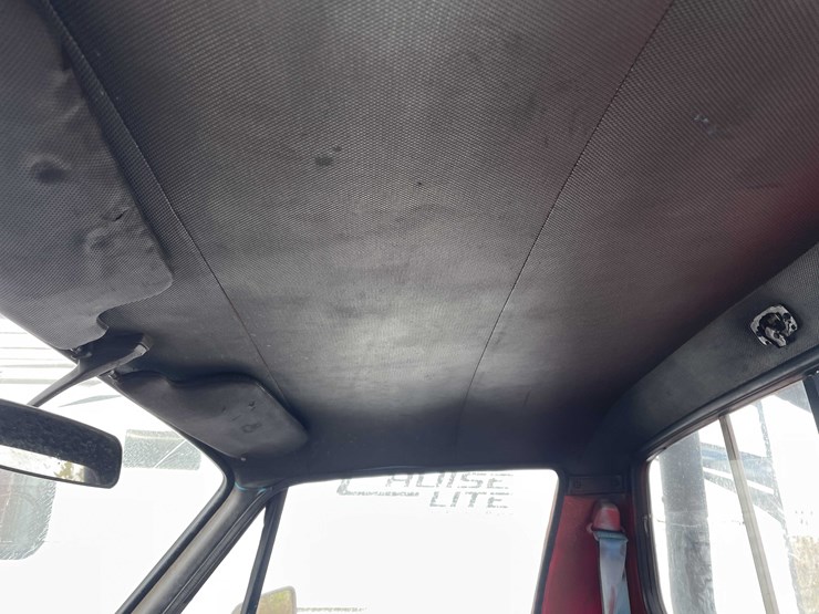 #1374-•-1976-chevrolet-luv-4x4-(has-wi-title)-(of)-image-164