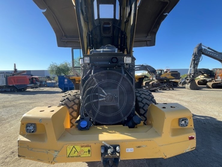 2020-volvo-l70h-image-35