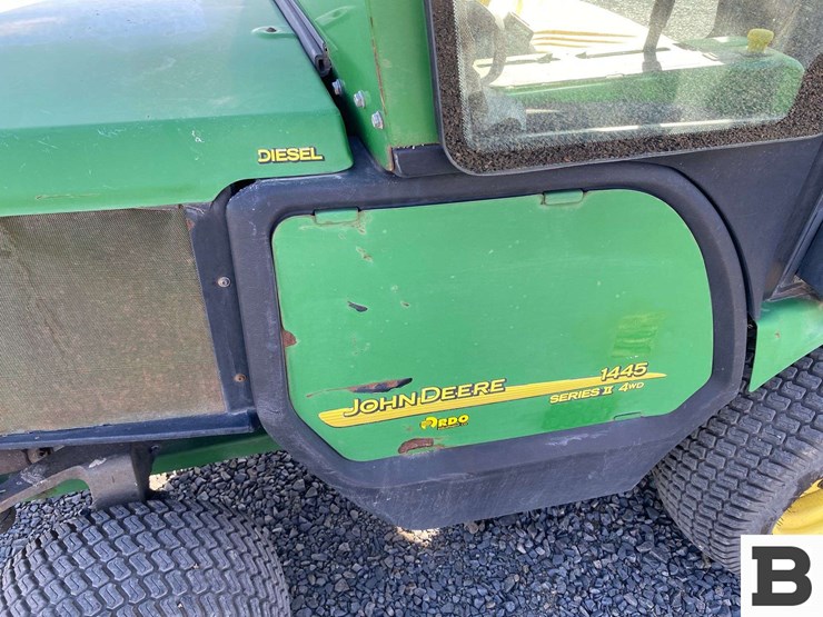 john-deere-1445-image-29