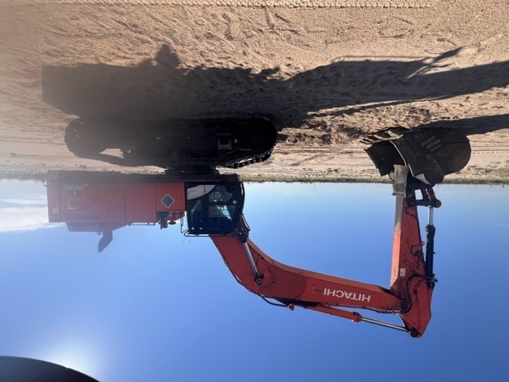 2018-hitachi-zx870-image-2