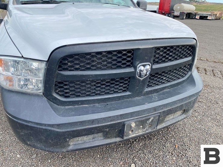 2018-ram-1500-pickup-image-8
