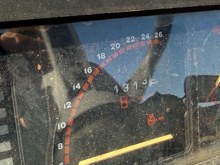 massey-ferguson-399-image-18