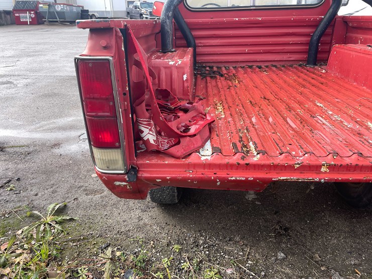 #1374-•-1976-chevrolet-luv-4x4-(has-wi-title)-(of)-image-28