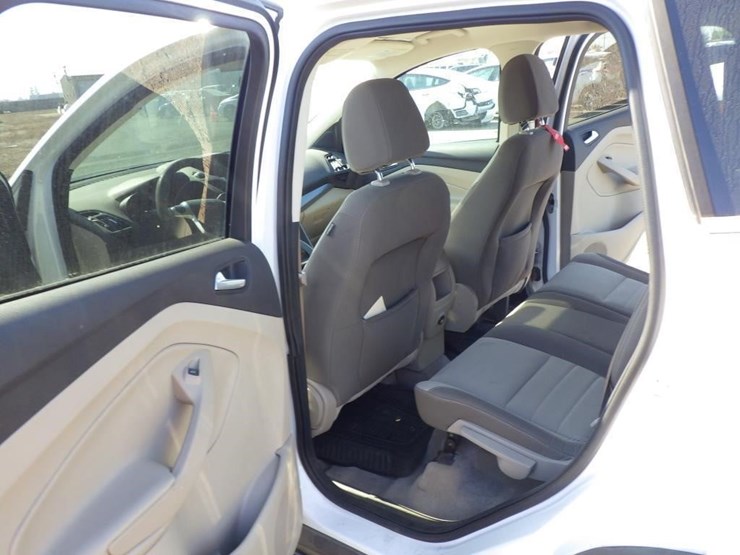 2013-ford-escape-image-7