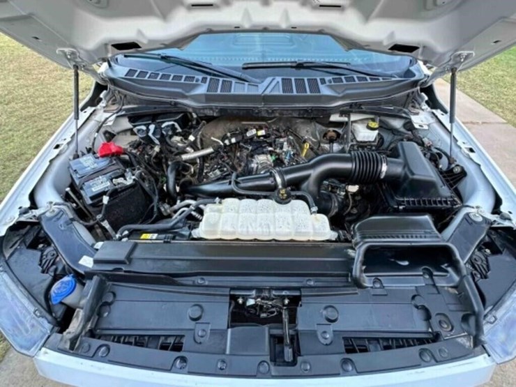 2023-ford-f150-image-35