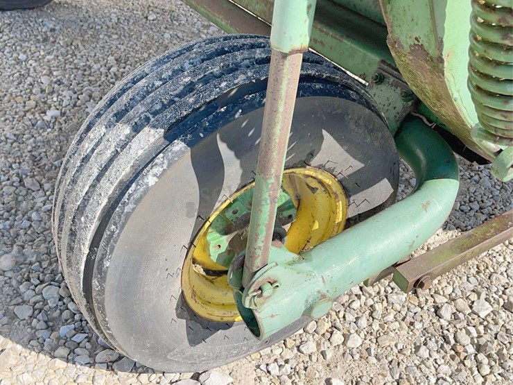 john-deere-1219-image-22