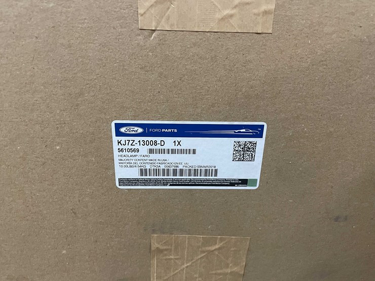 #8606-•-lincoln-suv-headlights-(pr12)-image-25