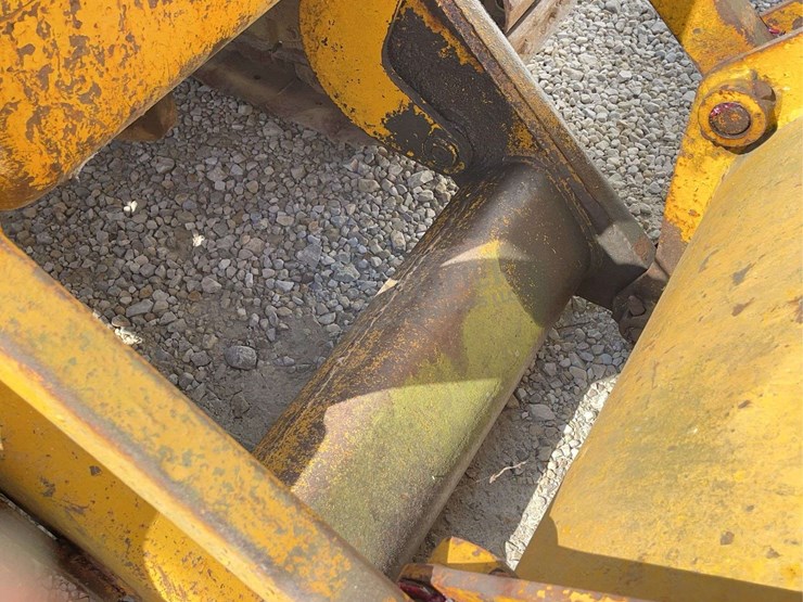 john-deere-450-image-14