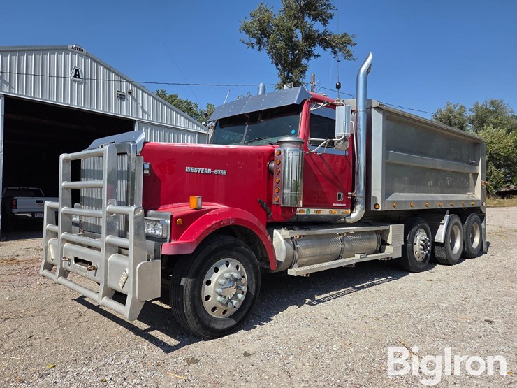 2000-western-star-4900ex-image-1