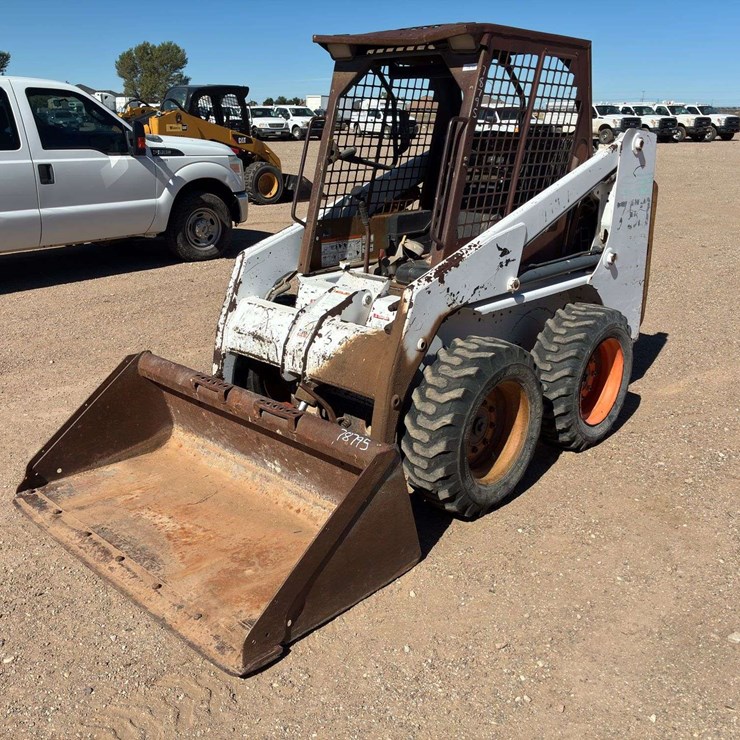 BOBCAT 753