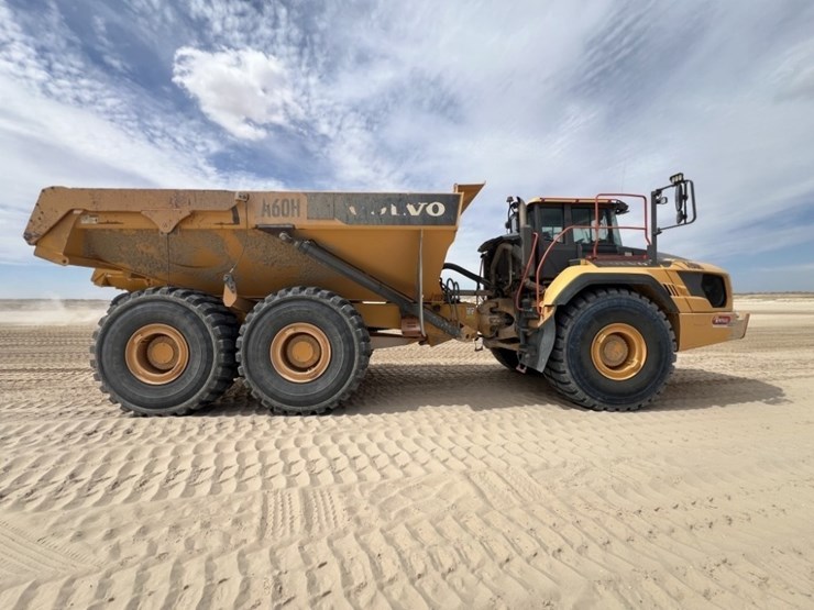 2021-volvo-a60h-image-6
