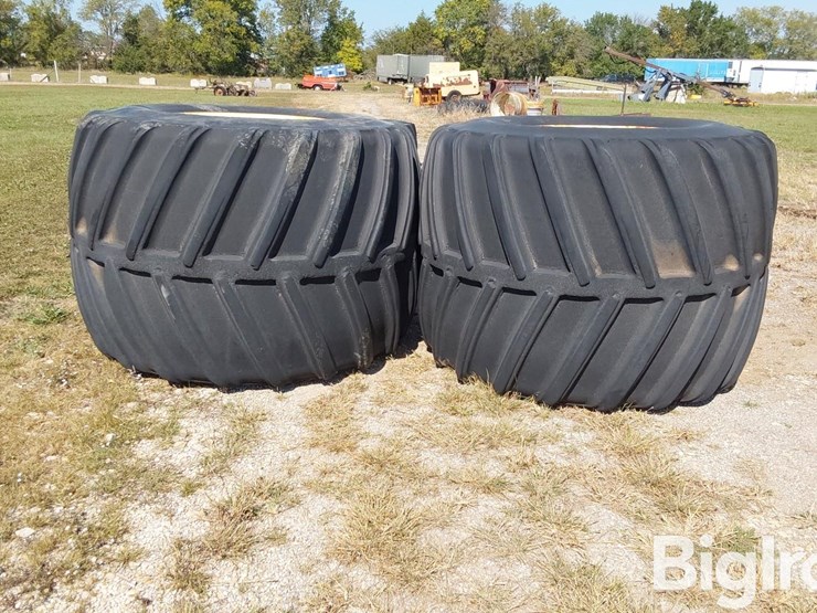 firestone-flotation-23-deep-tread-38x50.00x32-floater-tires-&-rims-image-2