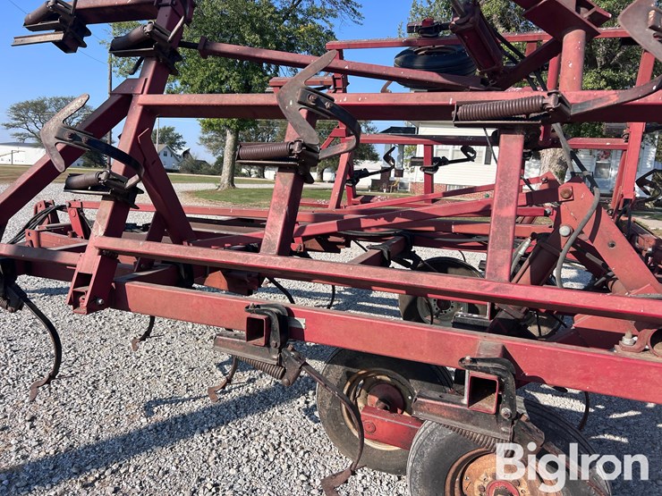 case-ih-4800-image-13