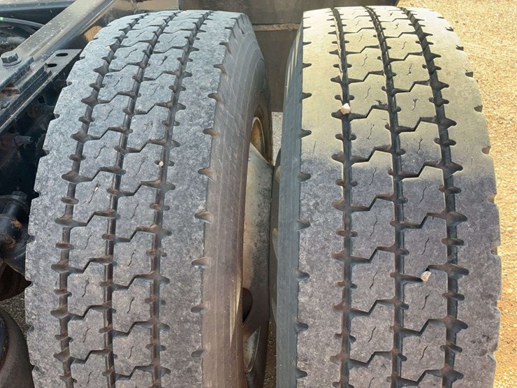 2017-international-prostar-image-39