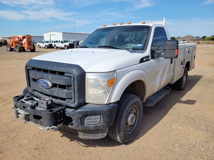 2016-ford-f350-sd-image-1