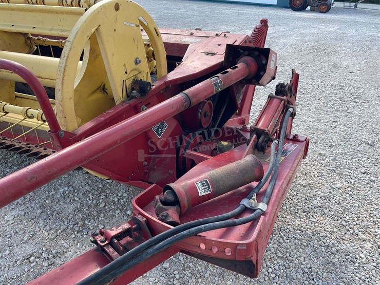 new-holland-472-image-11