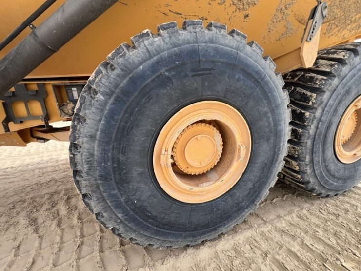 2021-volvo-a60h-image-16