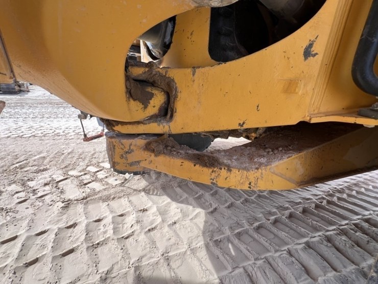 2020-volvo-a60h-image-25