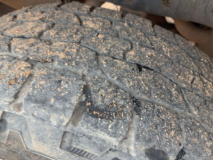 2016-ford-f150-xl-image-18