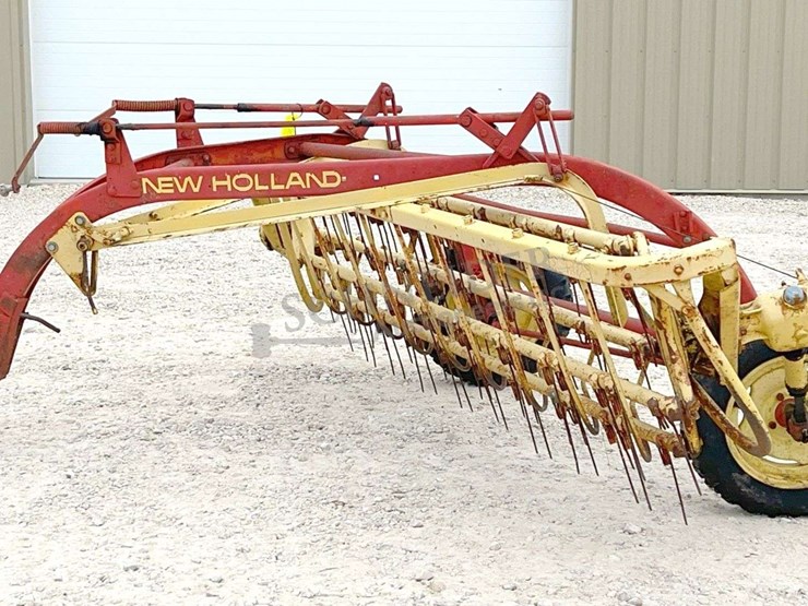 new-holland-256-image-4