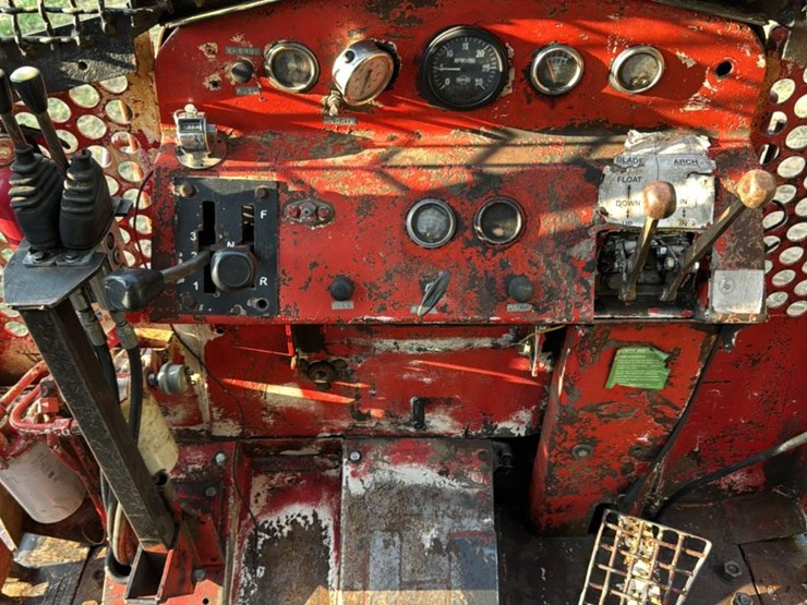 #1752-•-2013-kmc-210ca-track-skidder-image-13