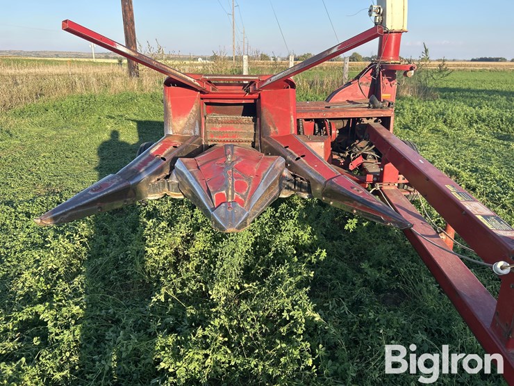 international-720-image-12