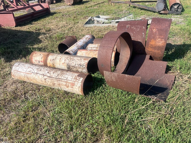 #139-•-misc-lot-of-pipe-image-1