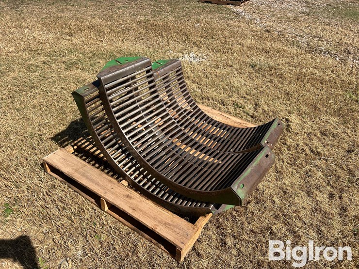 john-deere-wheat-concaves-image-2