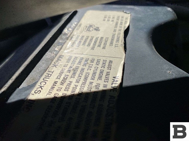 1995-mack-ch613-image-47