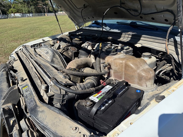 2008-ford-f550-image-32