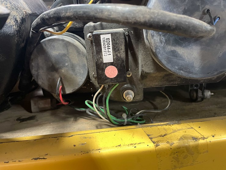 #8633-•-automotive-headlights-&-tailgate-(pr11)-image-7