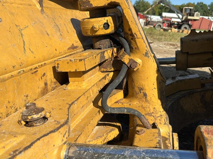 2006-caterpillar-517-image-15